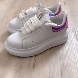 Oversized Sneaker
Alexander McQueen
Toddler & Little Kid size 28